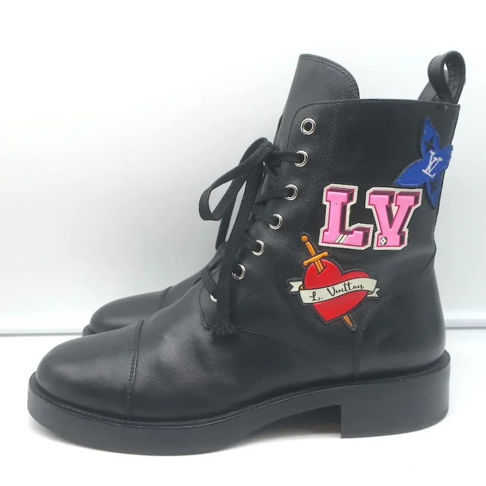 LOUIS VUITTON RANGER BOOTS WITH PATCHES BLACK LEATHER SIZE 40 FLAT COMBAT BOOTS - Picture 6 of 12